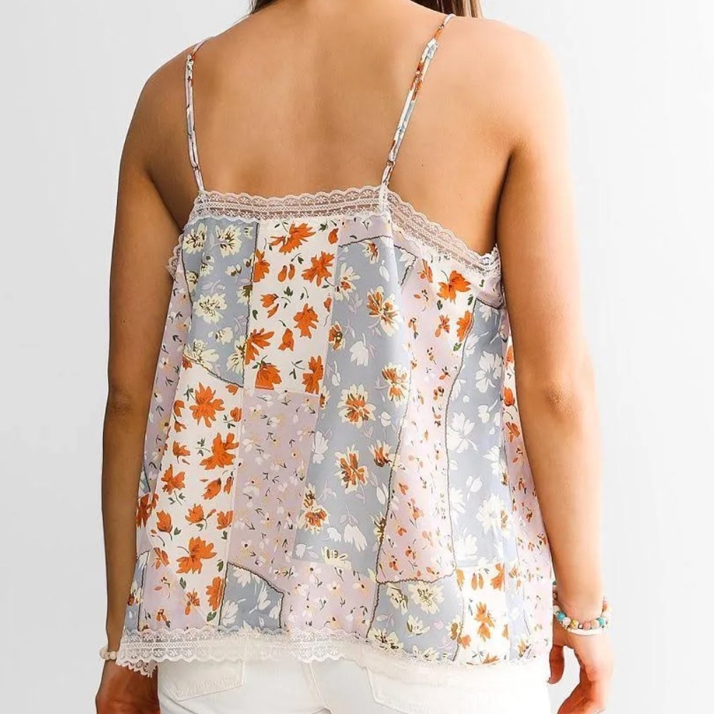 NWT Miss Me Buckle Mixed Pattern Lace Trim Women's blouse tank top - Picture 3 of 9
